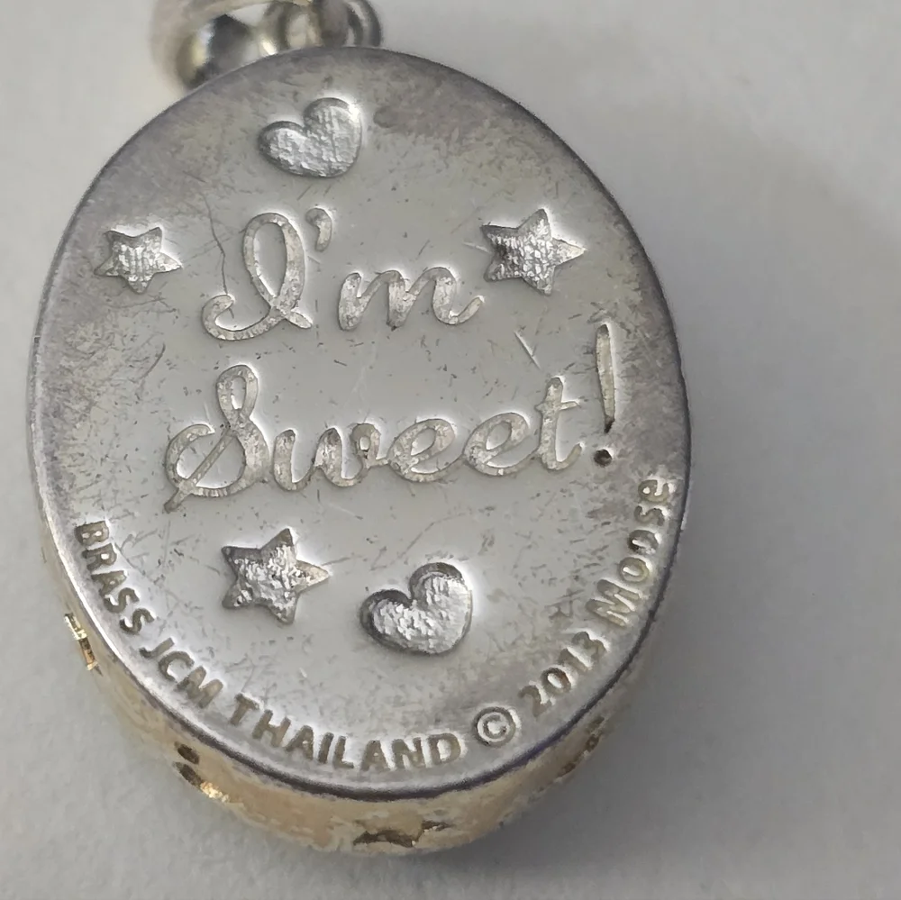Shopkins Character Enclosed Pendant Charm - Picture 2 of 6